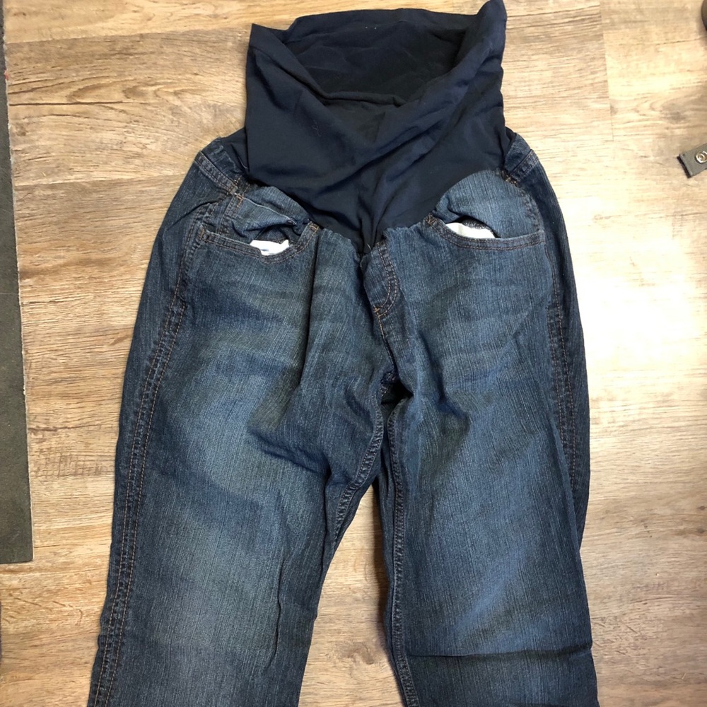 Maternity jean capris